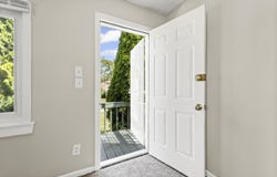 11036 Republic Avenue, Warren, MI 48089