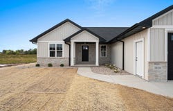 3218 WILLOW Road, GREEN BAY, WI 54311-0000
