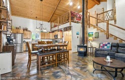 528 Trapper Creek Rd, Sandpoint, ID 83864