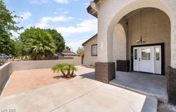 5676 Birchwood Circle, Las Vegas, NV 89120