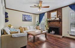 951 Ridgepoint Ct, Baton Rouge, LA 70810