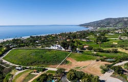 30311 Morning View Dr, Malibu, CA 90265