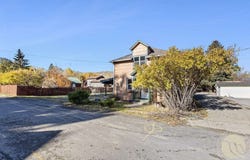 8 N Davidson Avenue, Absarokee, MT 59001