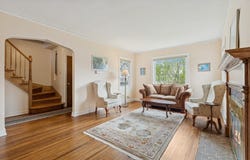 9317 S Spaulding Avenue, Evergreen Park, IL 60805