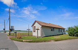4 FIRST, MANAHAWKIN, NJ 08050