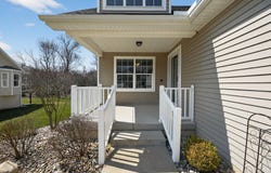 4022 Stoneridge Drive, Jackson, MI 49203