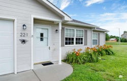 221 Hackberry Avenue, Manhattan, KS 66502