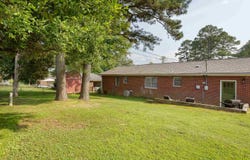 1808 Nassau Blvd, Florence, AL 35630