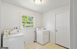 421 N PORTER STREET, SEAFORD, DE 19973