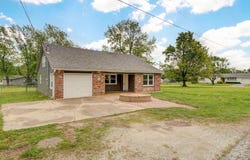 610 Chicago Avenue, Marionville, MO 65705