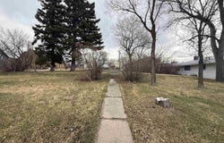 320 1st Ave NW, Kenmare, ND 58746