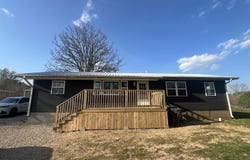 9077 Charles Drive, Birch Tree, MO 65438