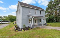 501 Ferry St, Loudon, TN 37774