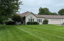 5645 Clingan Road unit: 2D, Struthers, OH 44471