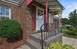 407 Laurel Hill Rd, Shaler, PA 15101