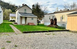 42 Watson Street, Dillonvale, OH 43917