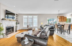 23 Falmouth Court, Middletown, CT 06457