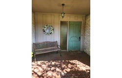 1117 Knotty Oaks Drive, Woodway, TX 76712