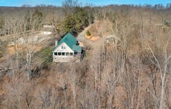950 Lakeview Drive, Bloomfield, KY 40008