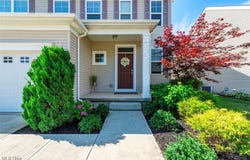 33165 Brookcrest Place, Avon Lake, OH 44012