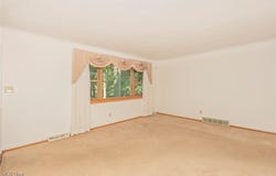 821 Haywood Drive, South Euclid, OH 44121