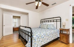 806 W Travis St, Fredericksburg, TX 78624