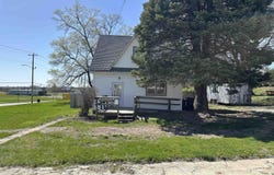 1701 Court Avenue, Chariton, IA 50049