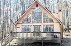 45 Whitetail Lane, Lake Ariel, PA 18436