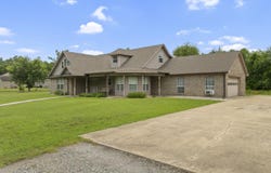 1 W Branch Drive, Plumerville, AR 72127