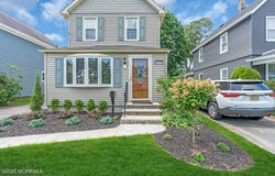 26 Center Street, Rumson, NJ 07760