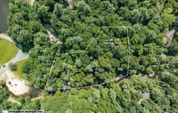38a&38b Cherokee Trail, Sapphire, NC 28774