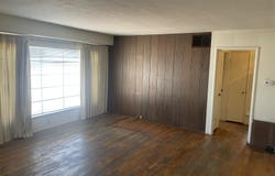 2616 W Iris Avenue, Visalia, CA 93277