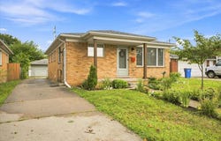 6518 Fenton Street, Dearborn Heights, MI 48127