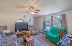 7680 Warrensburg Road, Mosheim, TN 37818