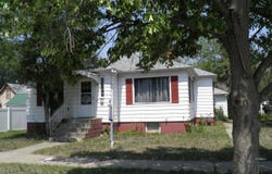 309 E Williams St, Glendive, MT 59330