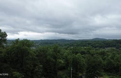 550 N 13th St, LaFollette, TN 37766