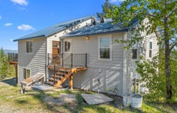 712 Alpen View Ln, Newport, WA 99156