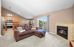 5227 Cobblers Crossing, McHenry, IL 60050