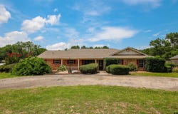 1302 Jeff Davis Dr, Tyler, TX 75703
