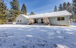 5301 ELOIKA RD, CHATTAROY, WA 99003