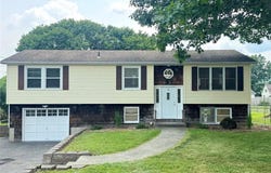 9 Willow Way, CONKLIN, NY 13748