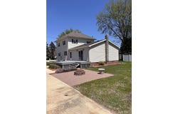 509 W 1st Street, Sumner, IA 50674