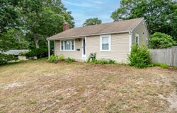25 Buckwood Drive, South Yarmouth, MA 02664