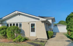 20073 Park Avenue, Lynwood, IL 60411