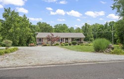 161 TEN MILE CREEK Road, East Peoria, IL 61611