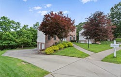 8310 Reagan Dr, McCandless, PA 15237