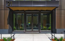 21 N May Street, Chicago, IL 60607