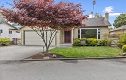 33 Asta DR, LA SELVA BEACH, CA 95076