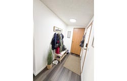 302 6th St, Surrey, ND 58785