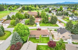 536 E Cloverleaf Dr, Hayden, ID 83835